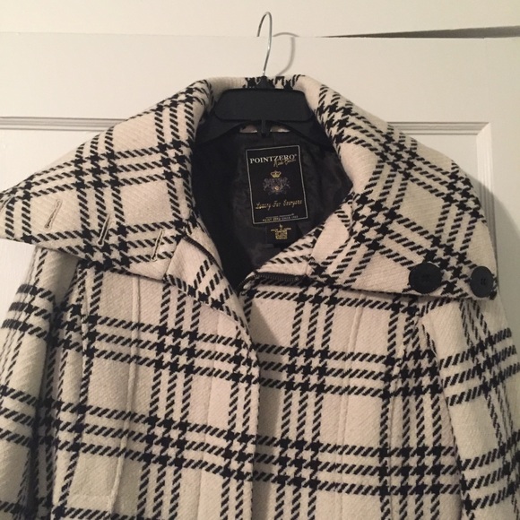 Super cute & classy black/white plaid wool coat. - Picture 4 of 5